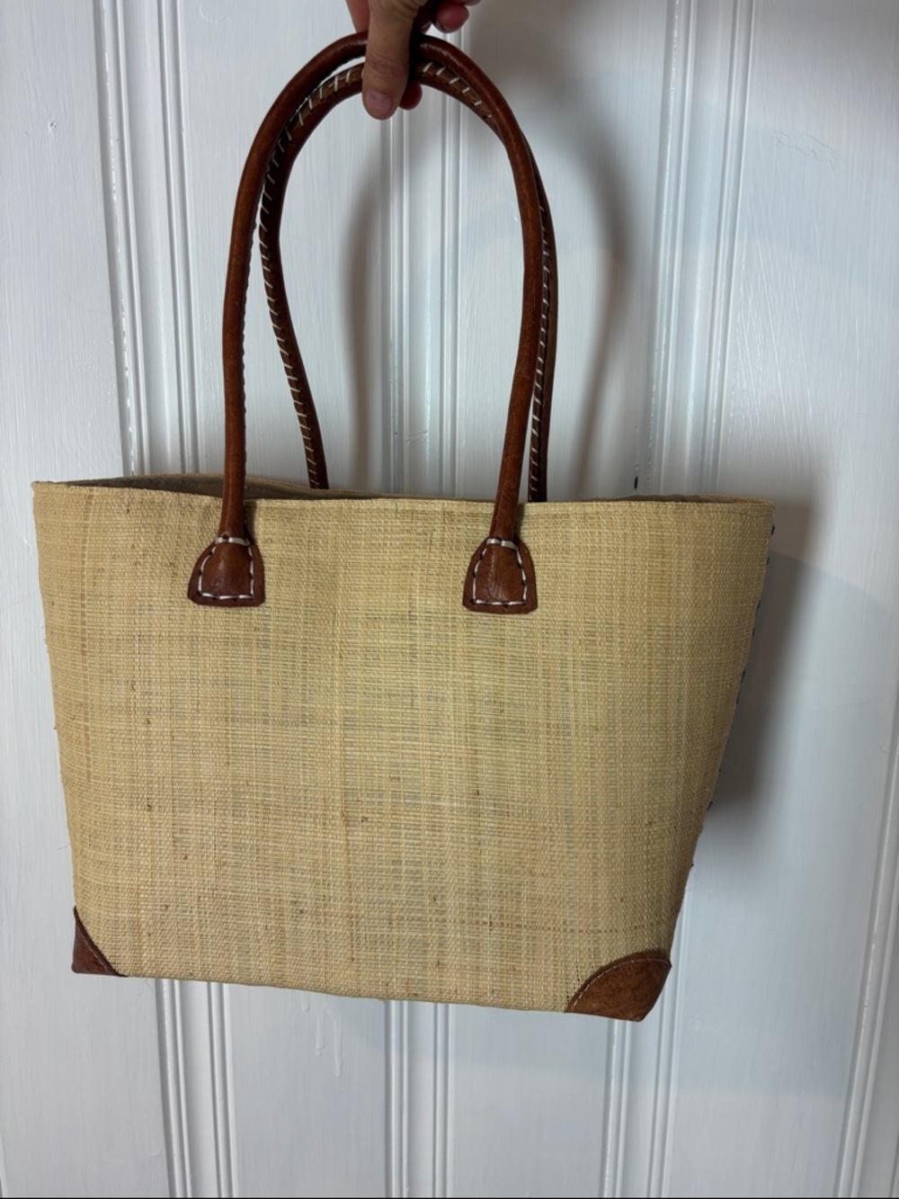 Nautical Straw Tote Bag / Beach Tote w/ Anchor Appliqué - Picture 3 of 10